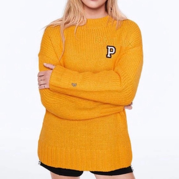 Large Boyfriend Crewneck Yellow Gold Sweater by Victoria Secret Pink - Picture 2 of 7